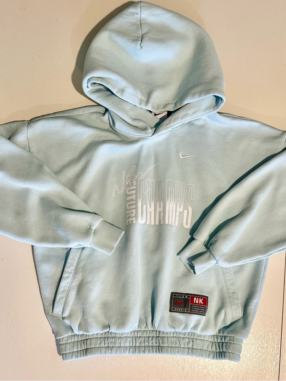 Nike Girl’s hoodie glacier blue size L